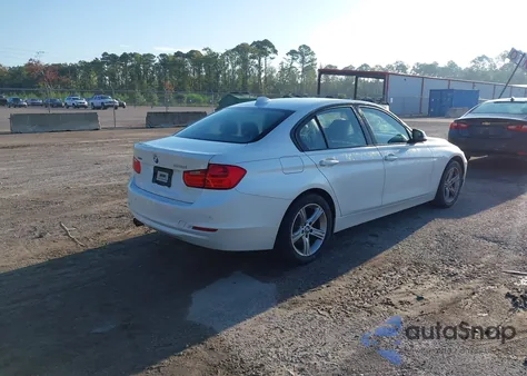 2014 BMW 328I xDrive z USA, uszkodzony, nr VIN WBA3B5C51EP541971